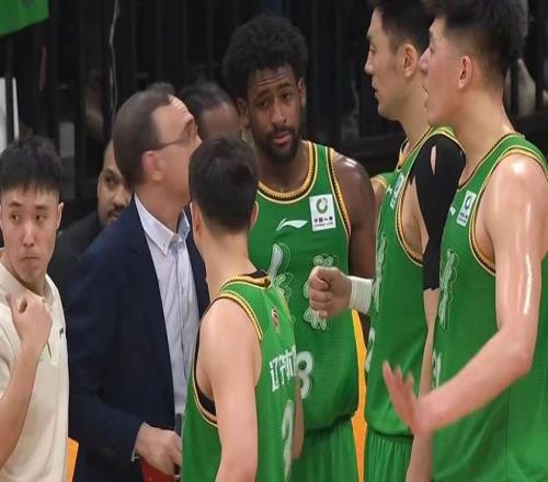 公牛众将齐,连破黄蜂防,线止住连败,问鼎娱乐官网,问鼎娱乐官网,问鼎娱乐官网在线娱乐平台