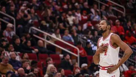 津门海牛遭红牌逆转，三连败拉响保级警报